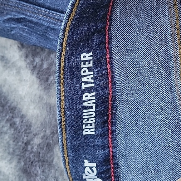 Size 12 Boys Wrangler's - Picture 5 of 6